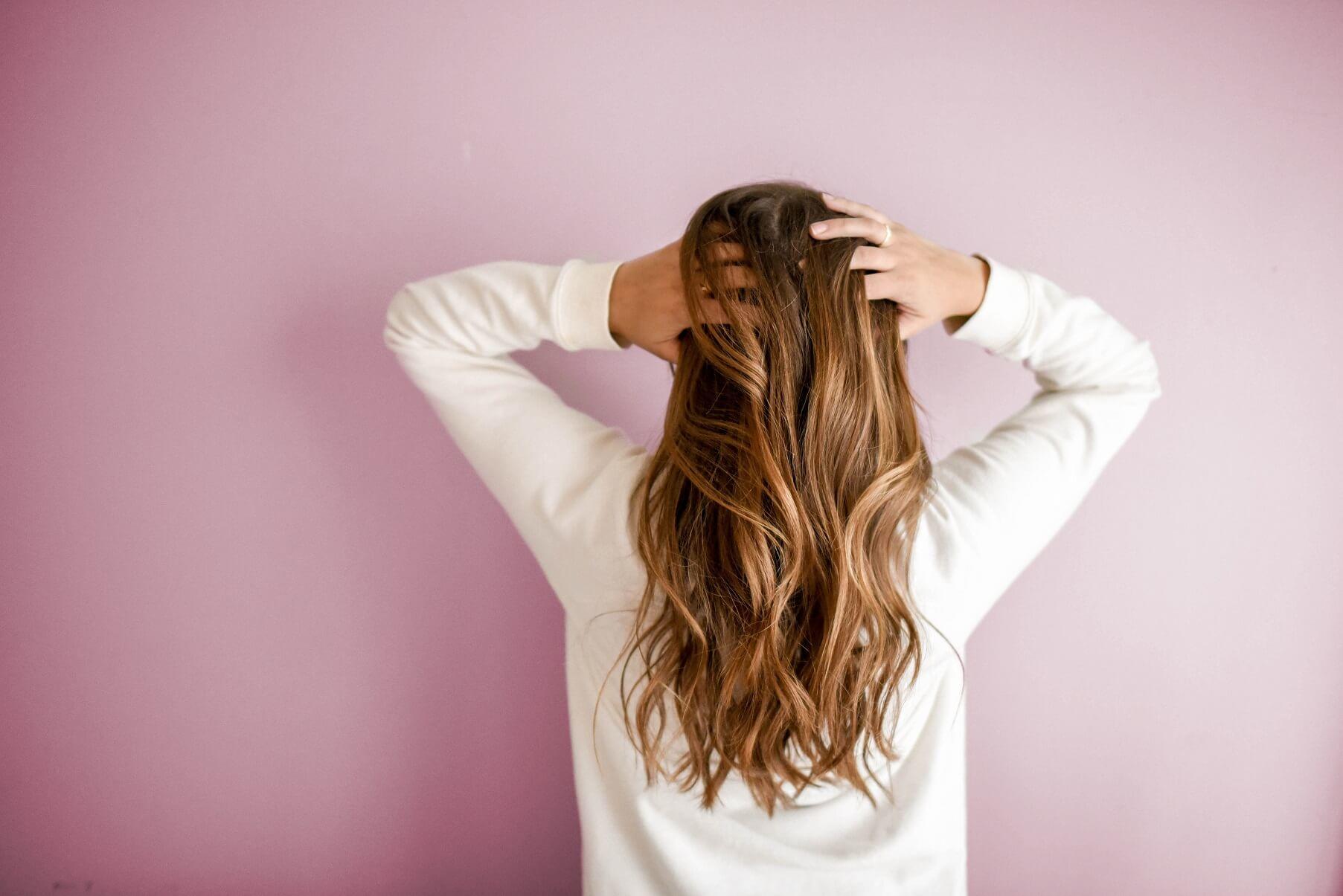 opadanje kose-rast kose-zdrava kosa-kosa-ishrana za kosu-jaka kosa-jačanje kose-sjajna kosa-lepa kosa-ishrana-zdravo-vitamini-proteini-iceberg salat centar-dr. gifing-dr gifing-klub zdravih navika