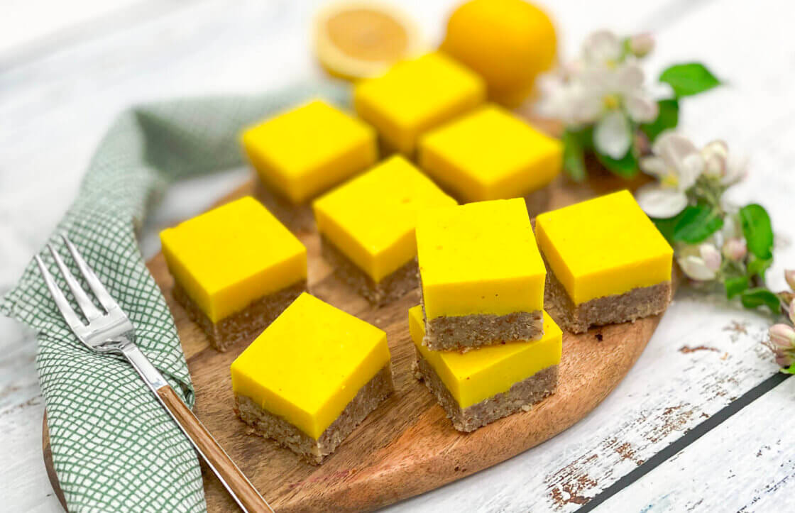 kocke od limuna, klub zdravih navika, kzn, kocke od limuna klub zdravih navika, kocke od limuna kzn, limun kocke, posne limun kocke, limun kocke kolač, kolač od limuna, osvežavajuće limun kocke, slatko, desert, zdravo, zdrav kolač, Iceberg Salat Centar